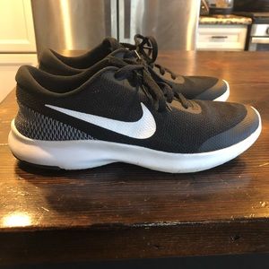 Nike Women's Flex RN7 Running Shoes Size 8